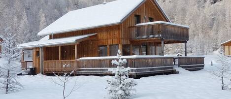 Chalet | Exterior