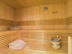 Spa - Serene Chalet in Taxenbach With Sauna (Taxenbach)