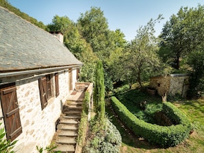 Exterior - Cozy Mansion in Brandonnet With Swimming Pool (Brandonnet)
