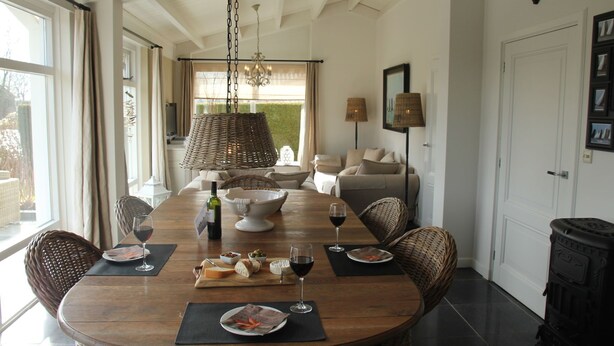 Dining - Modern and Luxurious Holiday Home in Langweer Near Sailing Waters (Boornzwaag)