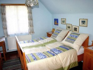 House | 4 bedrooms, individually furnished, iron/ironing board, bed sheets - Holiday Home in Scheifling Near Ski Slopes (Scheifling)