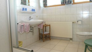 Unclassified image, 3 of 15, button - Spacious Holiday Home in Tauplitz near Ski Area (Bad Mitterndorf)