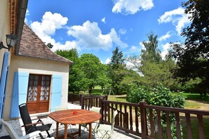 บ้านพัก | ระเบียง