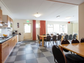 Dining - Lush Farmhouse in St. Annaparochie With Infrared Sauna (Sint Annaparochie)