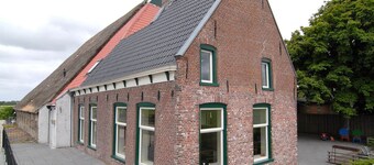 Lush Farmhouse in St. Annaparochie With Infrared Sauna