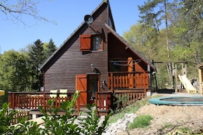 House | Exterior - Lakeside Escape for 6 Guests (Beaulieu)