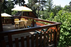 House | Balcony - Lakeside Escape for 6 Guests (Beaulieu)