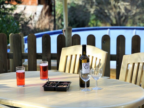 Balcony - Lakeside Escape for 6 Guests (Beaulieu)