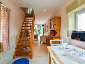 Dining - Beautiful Holiday Home With Swimming Pool (Monprimblanc)