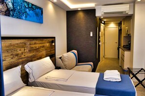 Soundproofing, iron/ironing board, cots/infant beds, free WiFi - GBH Hotel-Apartamentos Posidonia (Benidorm)