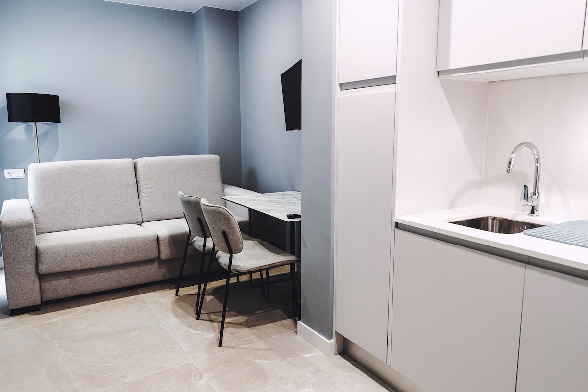 In-room safe, soundproofing, iron/ironing board, cribs/infant beds