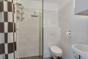 House | Bathroom