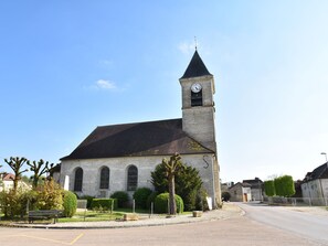 Exterior - Romantic Gîte in Quiet Village for Champagne Lovers (Bligny)