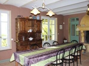 House | Private kitchen - Holiday Home Near Mont Ventoux Pool (Vaison-la-Romaine)