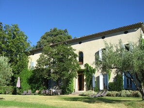 House | Exterior - Holiday Home Near Mont Ventoux Pool (Vaison-la-Romaine)