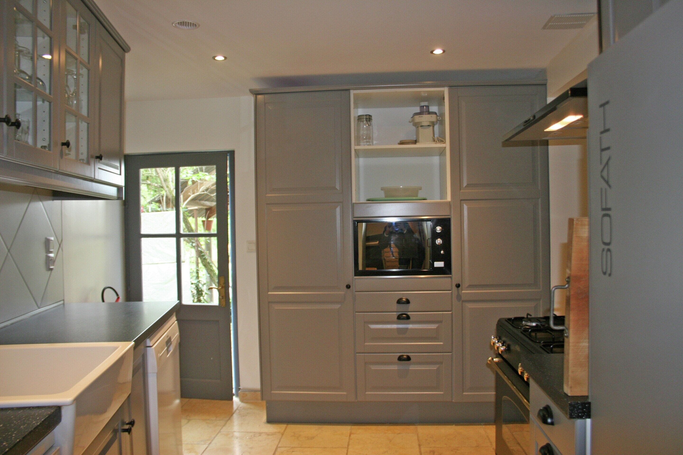 House | Dapur peribadi | Kerusi tinggi 