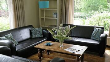 House | Living room
