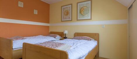 House | Room amenity