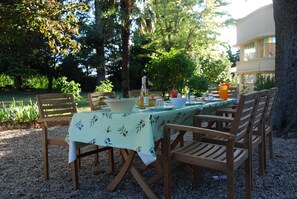 Villa | Balcony - Mansion in Provence With Pool & Near Town (Valreas)