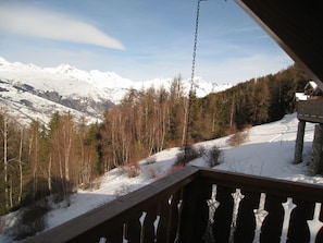 Balcony - Spacious Chalet in Vallandry Near Ski Area (Peisey-Nancroix)