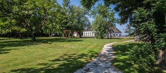Farmhouse in De Cocksdorp Near Beach