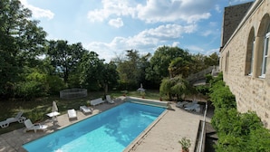 Exterior - Lavish Apartment in Saint-clair With Balcony (Saint-Clair)