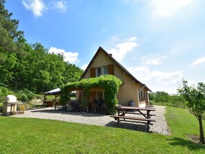 Exterior - Beautiful Holiday Home in Monbazillac With Private Pool (Monbazillac)