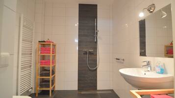 Appartement | Salle de bain | Douche