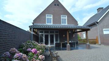 Apartment | Exterior