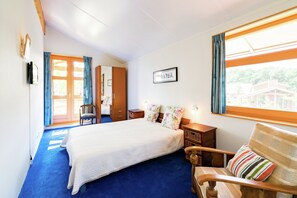 Villa | 3 bedrooms, individually furnished - Villa in Biddinghuizen by Lake Vulwe (Biddinghuizen)