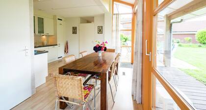 Villa in Biddinghuizen by Lake Vulwe