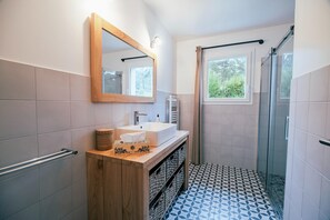 House | Bathroom - Chic Retreat by the Dunes (Carcans)