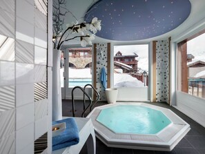 Spa - Hilltop Apartment, at Just 300 m. From the Slopes in Tignes (Tignes)