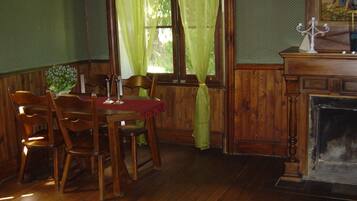Tempat makan
