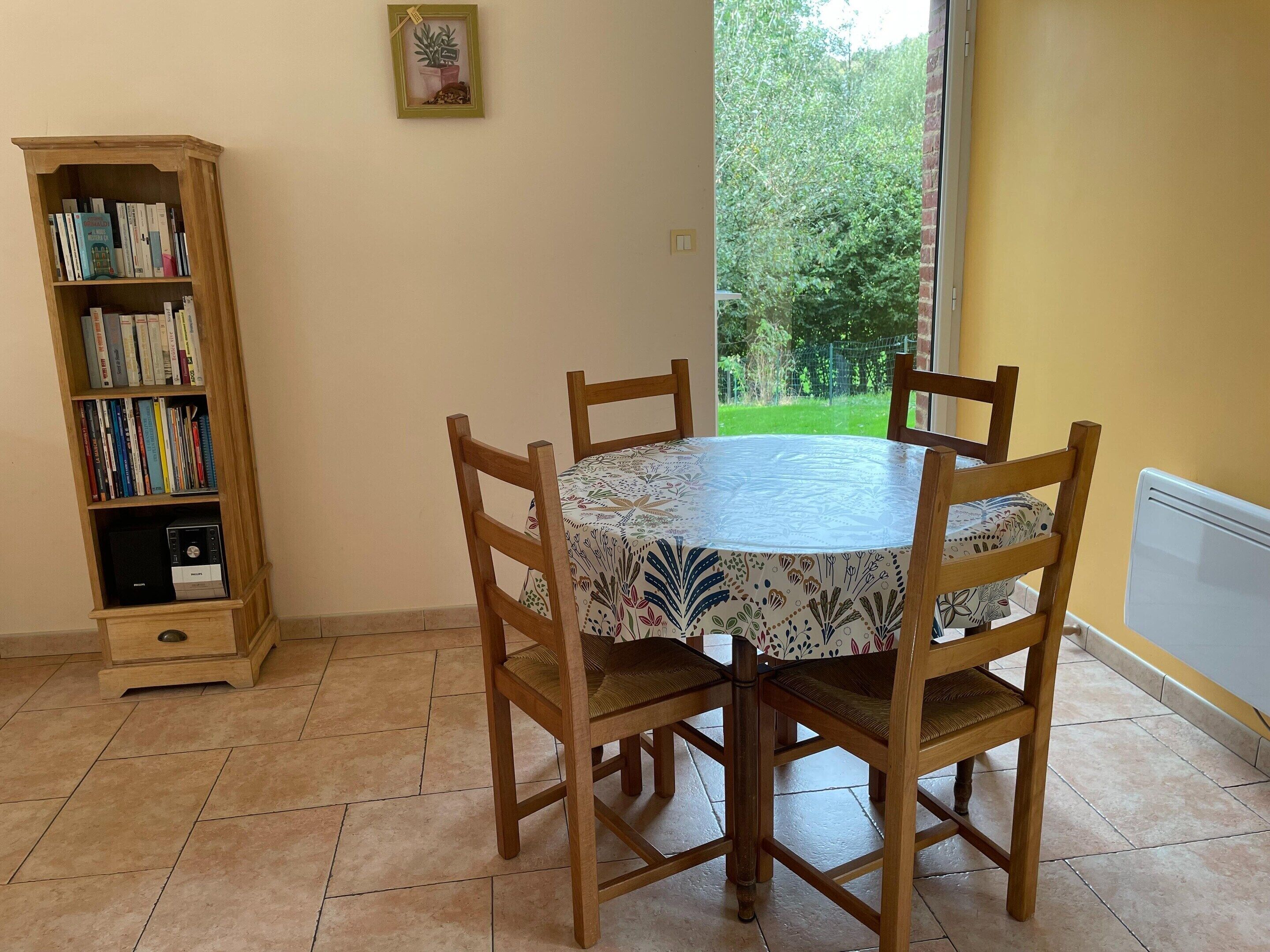 Cottage | Dining