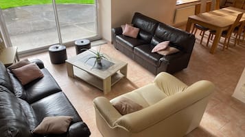 Cottage | Living room