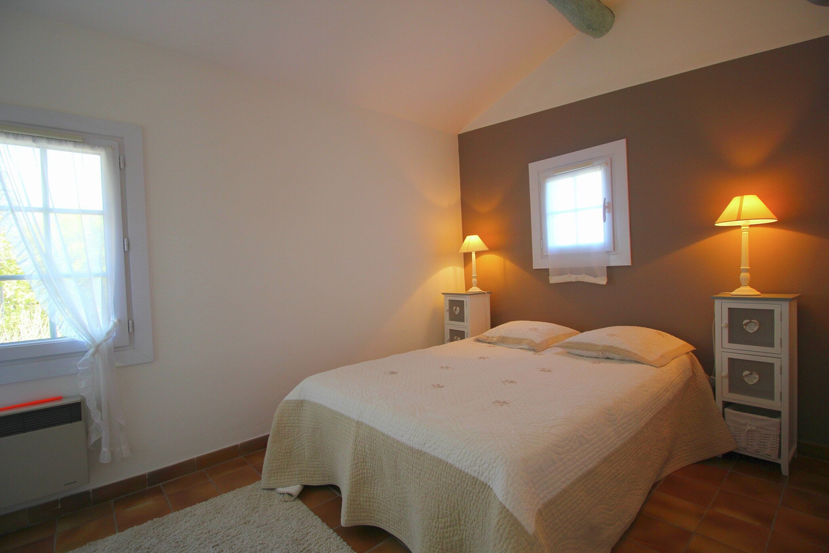 House | 2 bedrooms, individually furnished