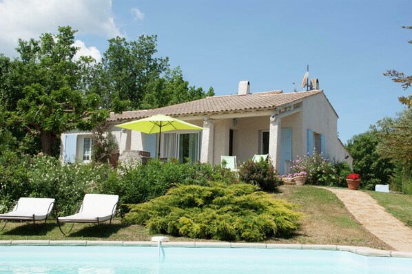 Exterior - Holiday Home Provence With Pool (Cereste)