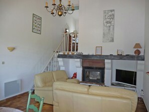 House | Living room - Holiday Home Provence With Pool (Cereste)