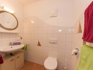 House | Bathroom