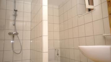 Apartemen | Kamar mandi