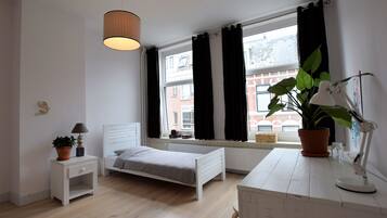 House | Room amenity