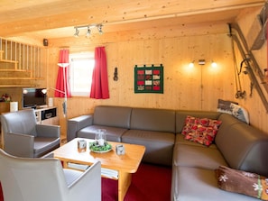 Chalet | Living area