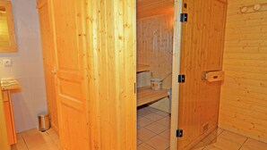 Spa - Luxurious Apartment in Champagny-en-vanoise Near Ski Area (Champagny-en-Vanoise)