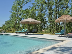 Outdoor pool, a heated pool - Villa in Var With Hill Views & Pool (Montauroux)