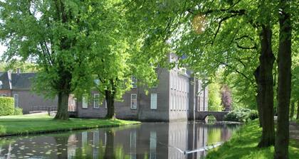 Spacious Holiday Home in Borkel en Schaft With Garden