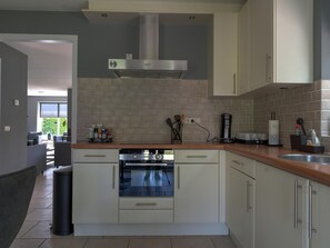 Private kitchen - Villa in Zeewolde Near Horsterwold Forest (Zeewolde)