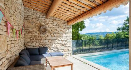 Villa in Saignon With Pool and Scenic Views