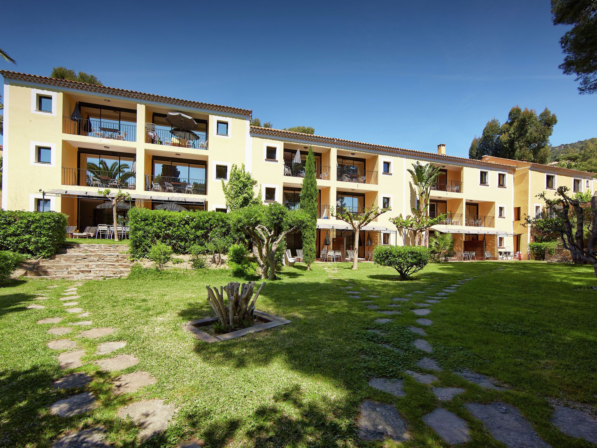 Apartment | Property grounds