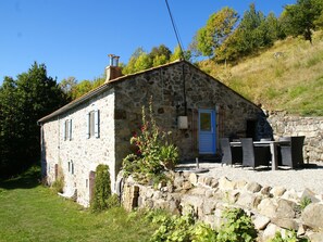 Exterior - Detached, Comfortable House With Lovely Private Pool and Terraces (Pourcheres)